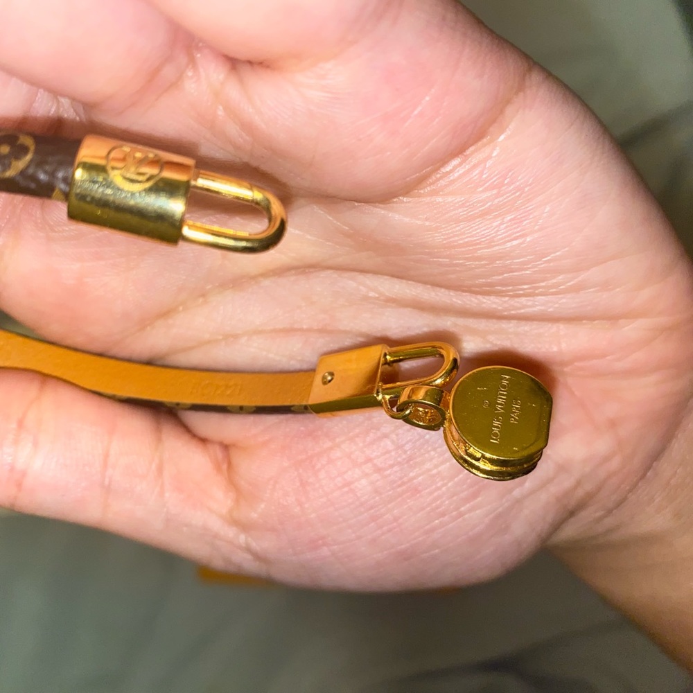 Louis Vuitton leather monogram tribute bracelet - Picture 4 of 5